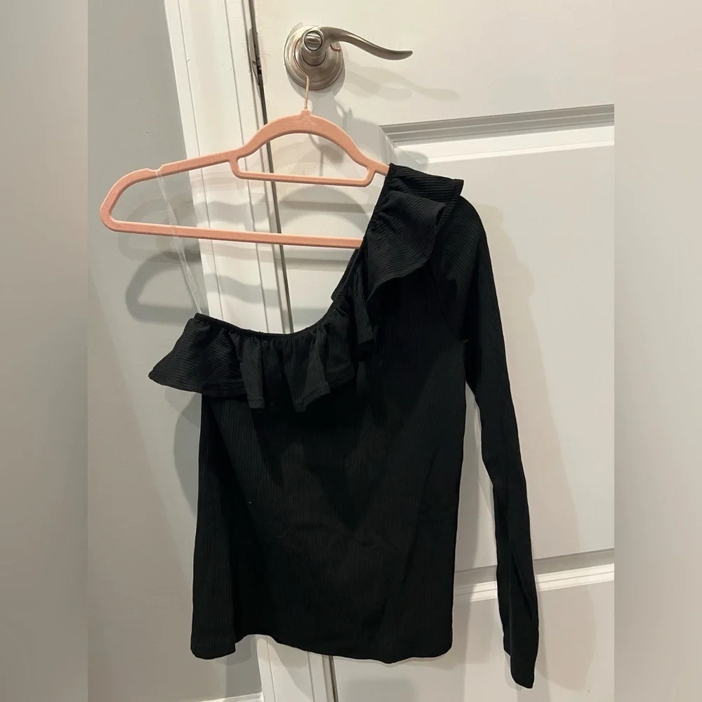 🏷️ J. Crew One-Shoulder Ruffleneck Top in Vintage Rib Black NWOT